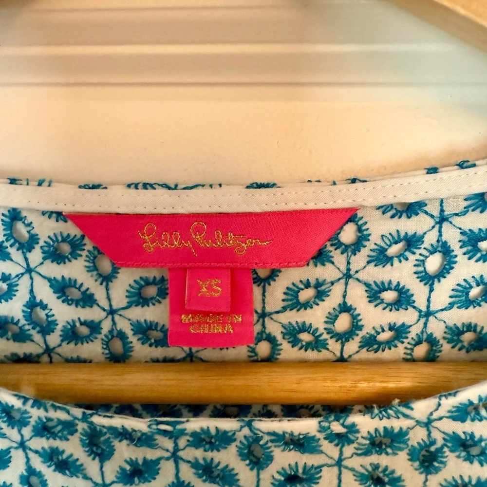 Lilly Pulitzer Blue and White Ruffled Bell Sleeve Blouse - Picture 2 of 2